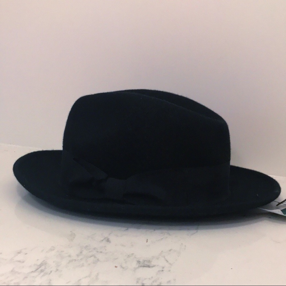 Simons hat - Picture 2 of 4